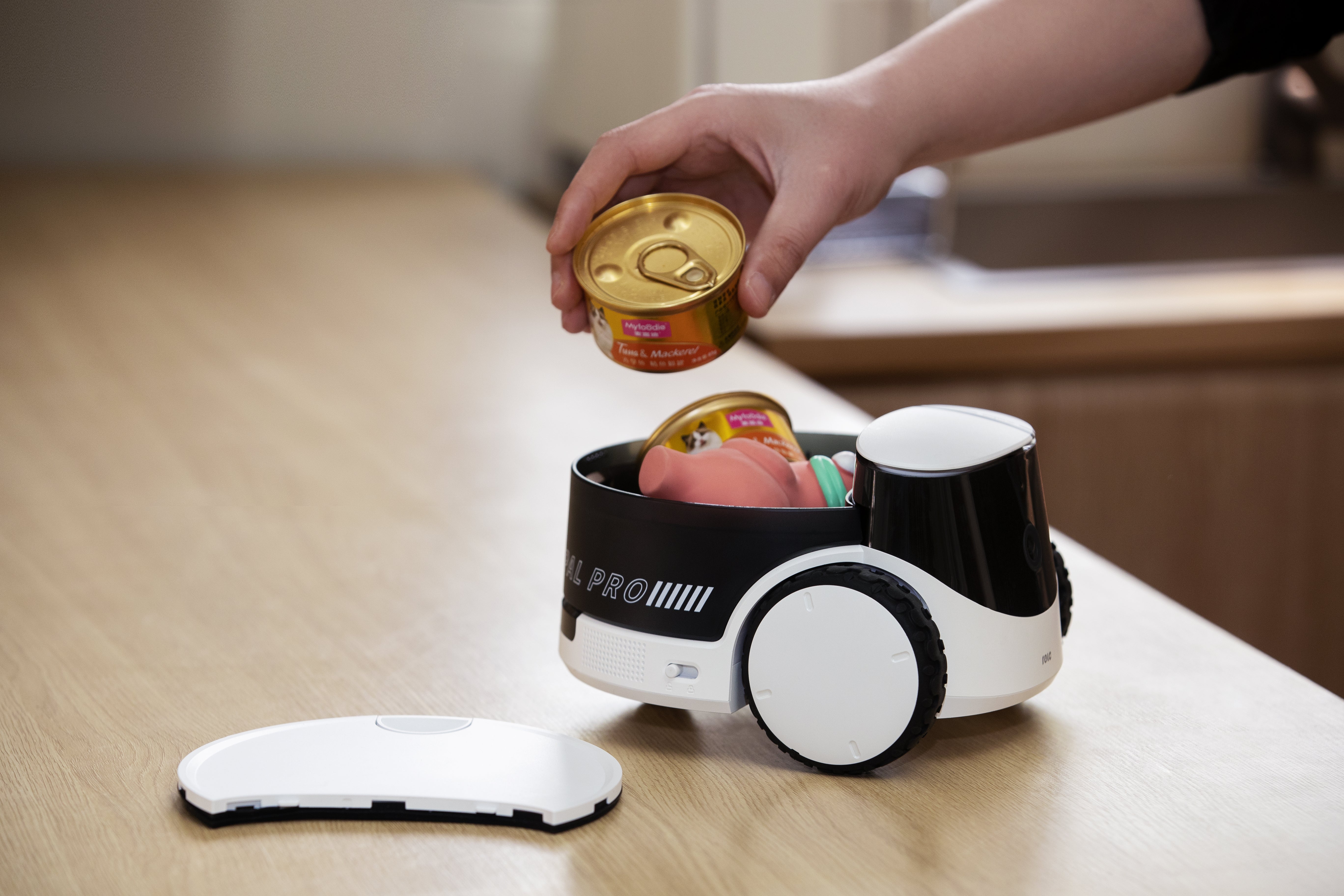 ペットコンパニオンAIロボット ROLA PetPal